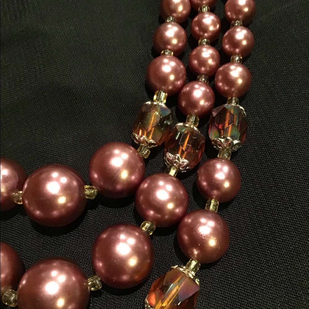 Japan  Mauve Triple-Strand Faux Pearl Necklace - Picture 4 of 6